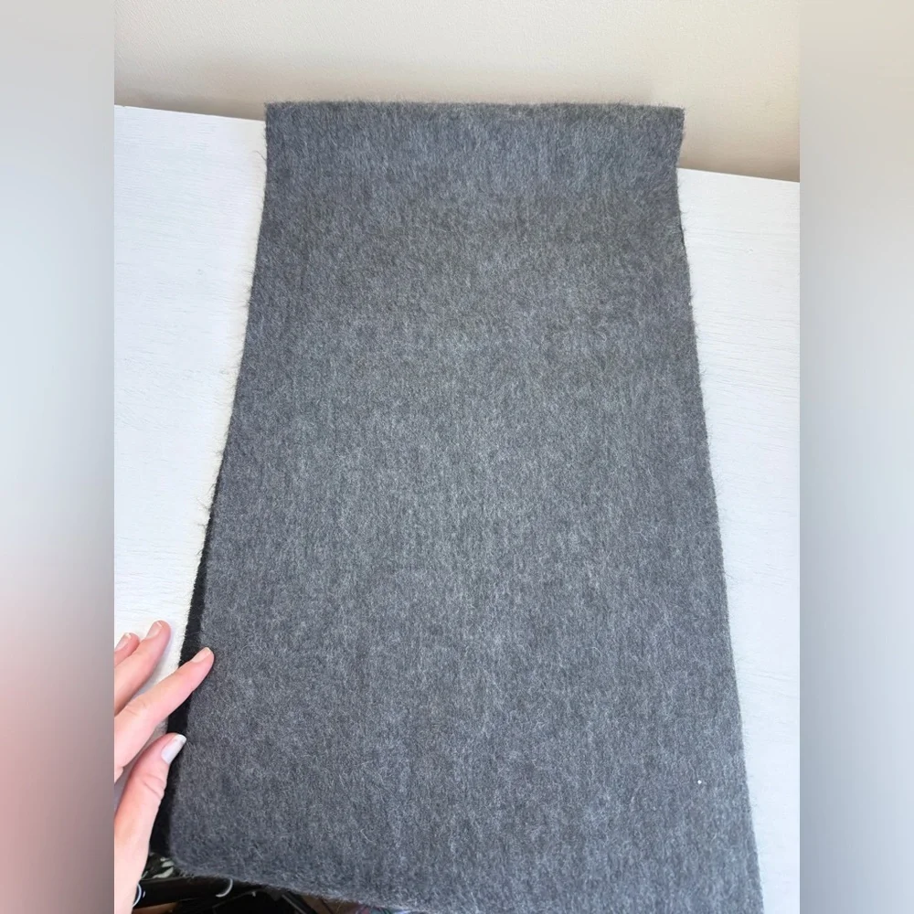 Murano 100% CASHMERE Two-Layer Black Gray Scarf